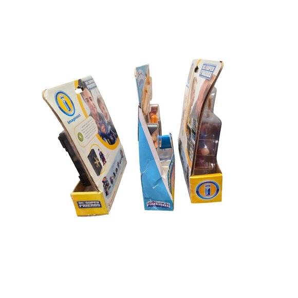 Super Friends Bizarro, Superman, Wonder Woman & Cheetah Action Figures - Picture 7 of 10